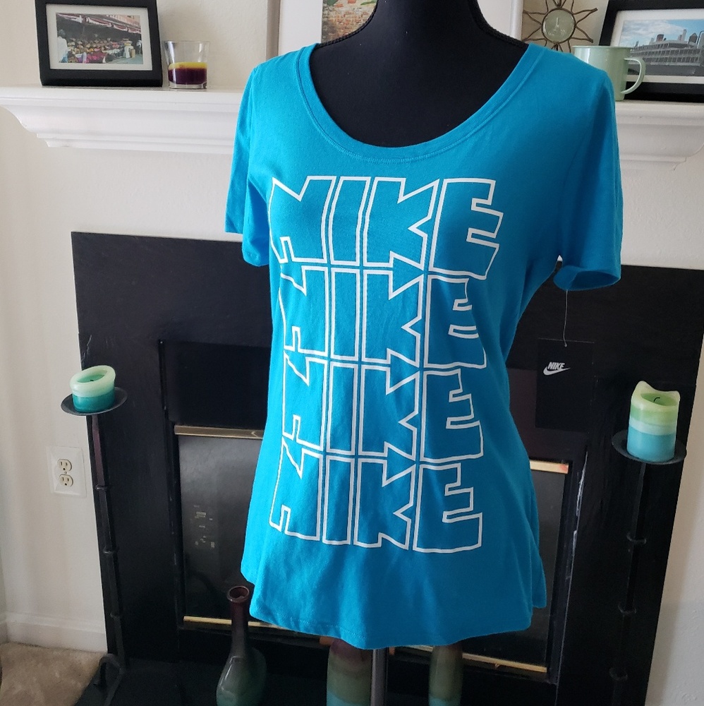 Nike Athletic Cut Graphic Tee
